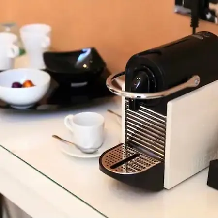 Piccolo Angolo Vicino Metro